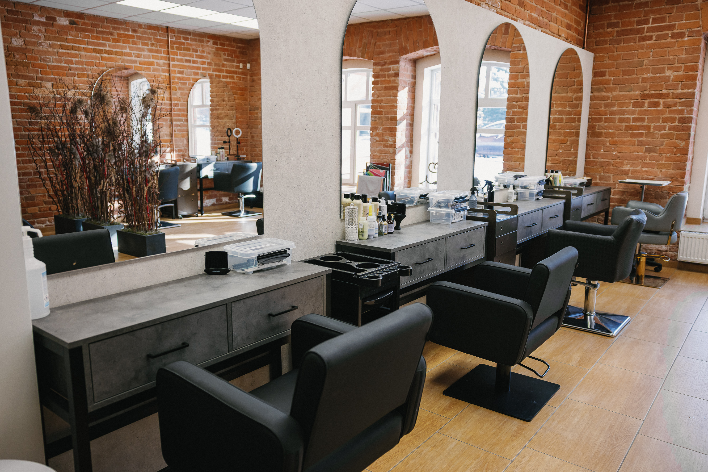 ENMA salon interior